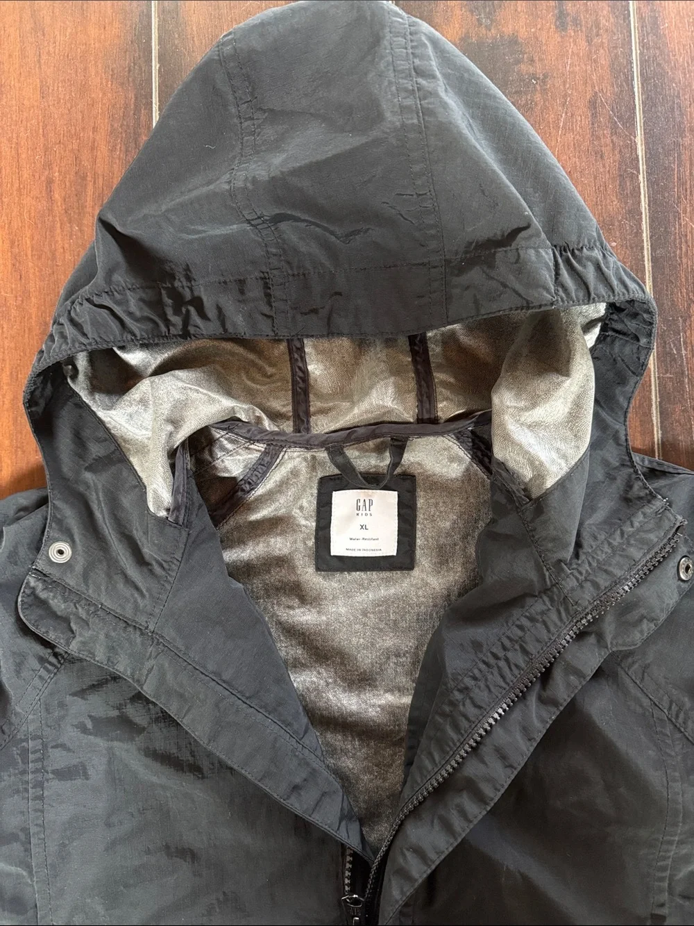 GAP Kids Black Rain Jacket with Hood size XL EUC